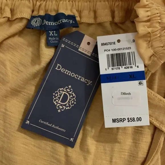 Democracy Womens Size XL Top Yellow Floral Sleeveless Tank NWT - Picture 3 of 7